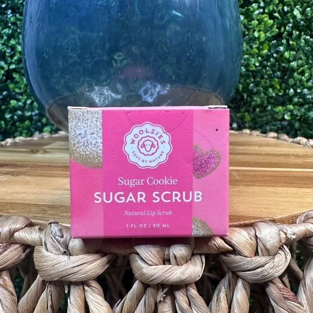 New‎ in box Sugar  cookie lip  scrub 1 FLoz